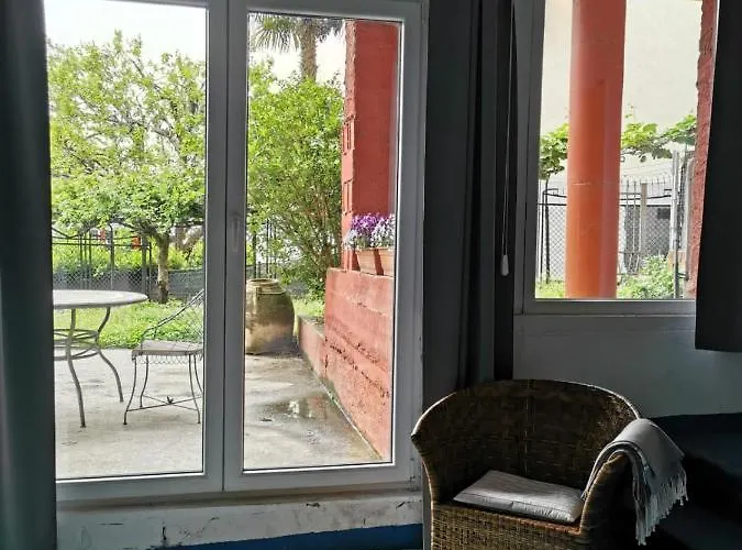 Akuaduulza Bed & Breakfast San Siro (Lombardy)